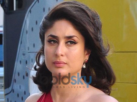 Kareena Goes Retro
