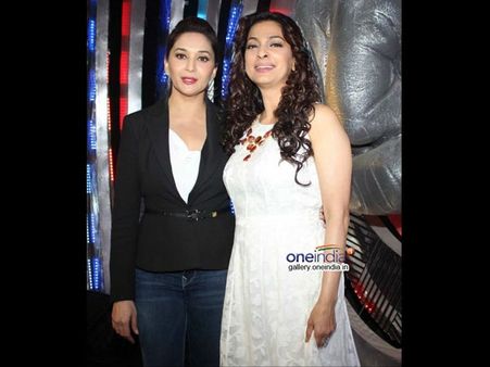 Madhuri n Juhi At Boogie Woogie 