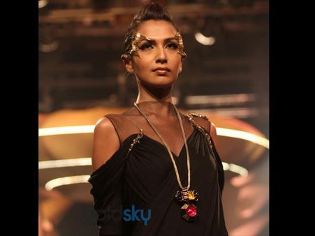 Fancy Jewellery Fancy Jewellery