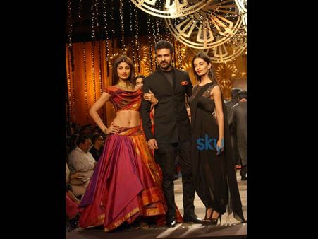 Harman Baweja and Ayesha Khanna Harman Baweja and Ayesha Khanna