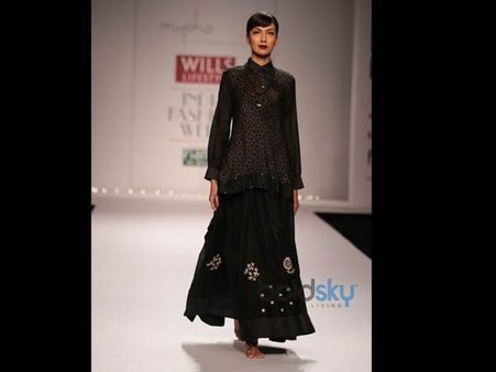 Long Skirt Long Skirt