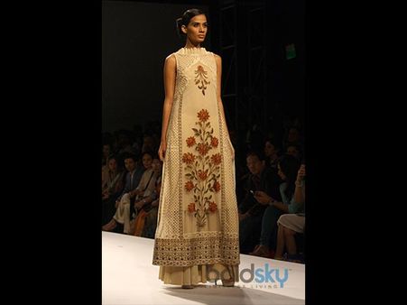 Floral Print Motifs Floral Print Motifs