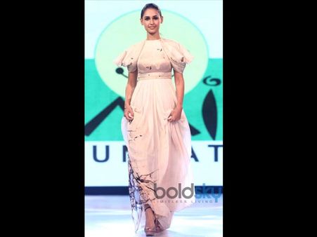 Hasleen Kaur At Smile Charity Event