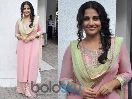 Vidya Balan In Anita Dongre