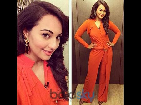 Sonakshi Sinha In Mandira Wirk