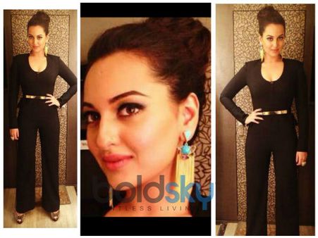 Sonakshi Sinha At Star Guild Awards 2014