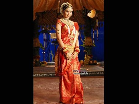 She has the 'Indian' Goddess looks She has the 'Indian' Goddess looks