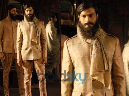 Bandhgala Nehru Coat & Printed Pants