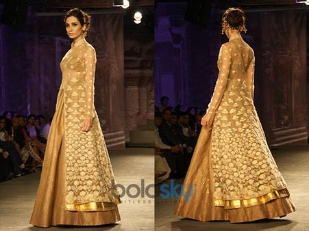  Golden Silhoutte With Sheer Sheath