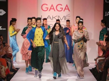 Those Smart Sneakers Those Smart Sneakers