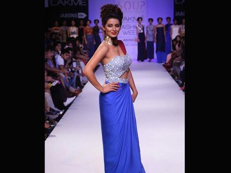 Show Stooper Show Stooper