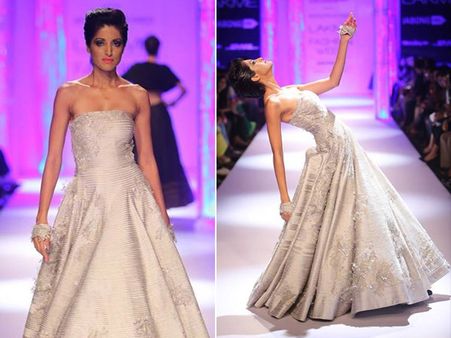 Jesse Randhawa Walks For Shantanu & Nikhil