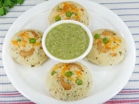Idli and Chutney