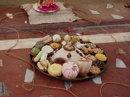 4. The Nine Plants Puja: Mahasaptami