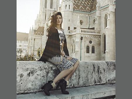 Nargis In Pankaj & Nidhi