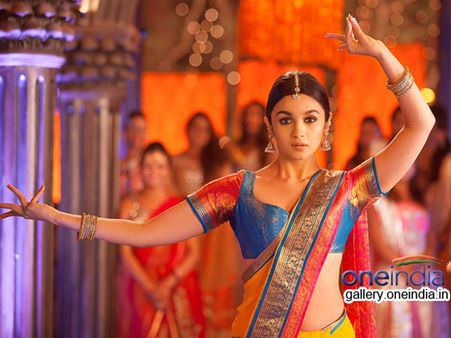 “Seriously, why do you apply coconut oil to your hair?”: “Seriously, why do you apply coconut oil to your hair?”: