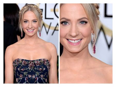 Joanne Froggatt Adds In A Pink Touch 