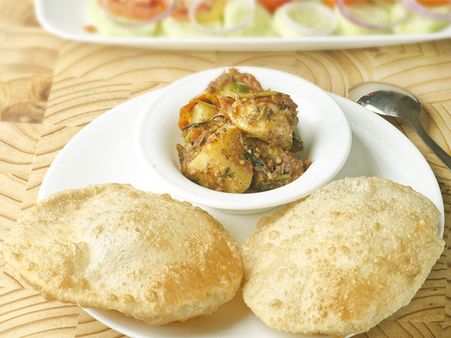Bengali Luchi & Aloo Dum Recipe Bengali Luchi & Aloo Dum Recipe