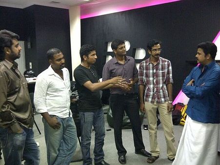 Naatil Evideya? [Where In Kerala Are You Put Up?] 