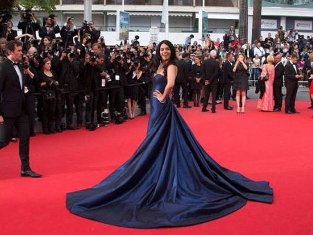 A Royal Look! A Royal Look!