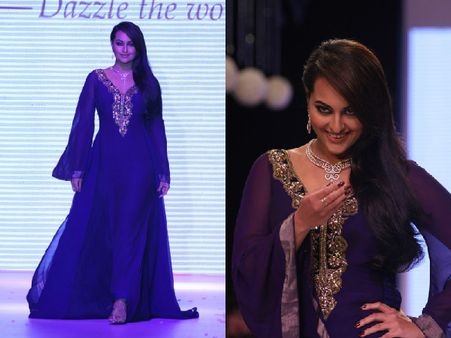 Sonakshi Sinha As Showstopper For Gitanjali Gems 