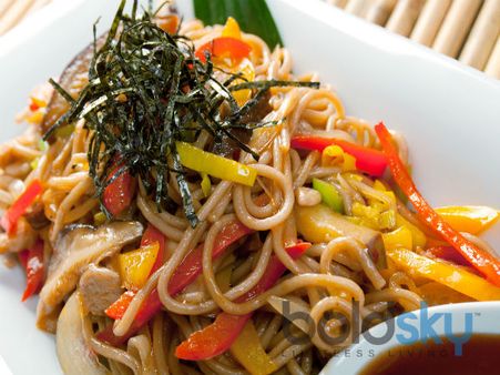 Red Pepper Chicken Noodles