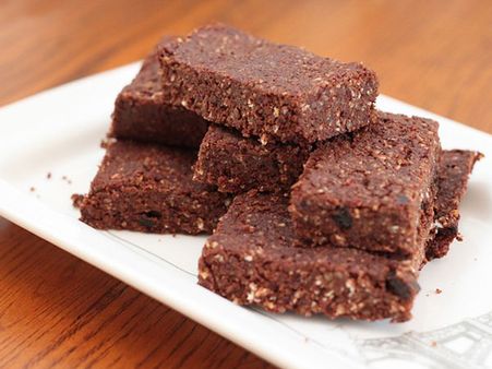 4. Replace Meals with Diabetes Bars and Shakes: