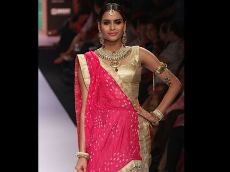 Arm Bands or Bajubandh