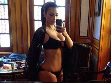 The Hot Black Bikini 