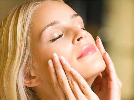 Heals Skin Heals Skin