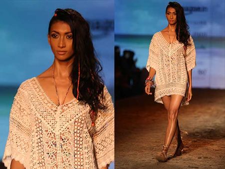 Deep Neck Short Kaftan Deep Neck Short Kaftan