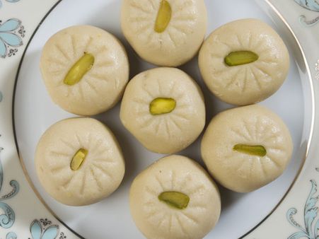 Doodh Peda: 