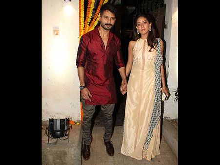 Look Who We Spotted: The Newlyweds