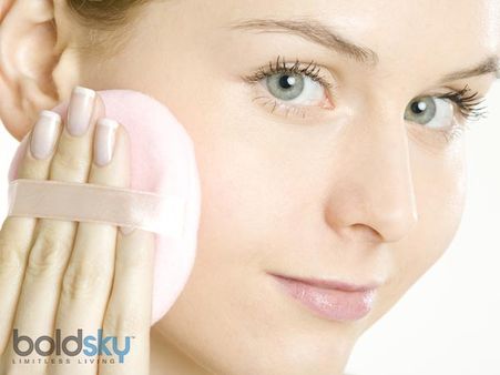 Use An Oil-Free Moisturiser