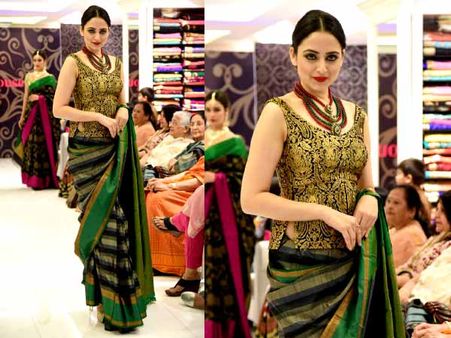 Zoya Afroz In Beautiful Green Saree