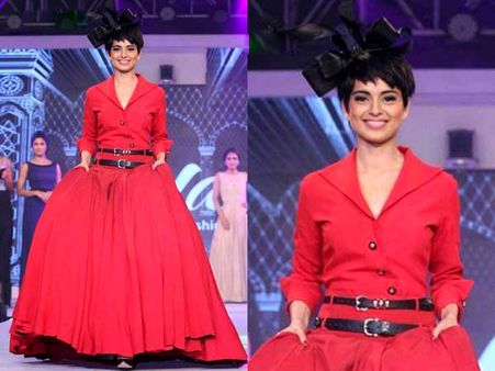 Kangana In A Funky Black Hat