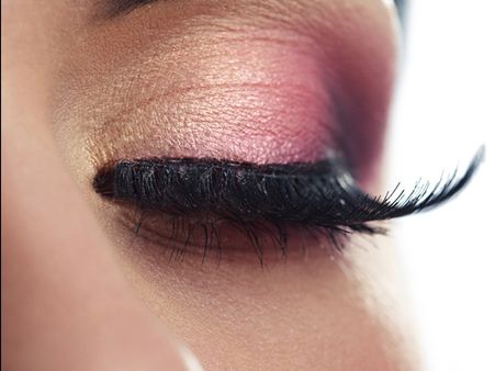 How To Make Your Lashes Thicker