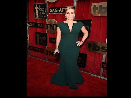 Kate Winslet In Pretty Green