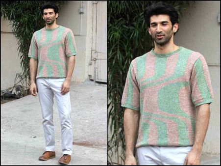 Aditya In A 3/4 Sleeve Sweater