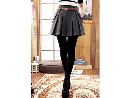 The Mini-Pleated Skirt