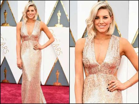 Charissa Thompson: Sparkling In Gold Sequin