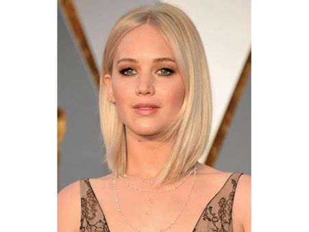Jennifer Lawrence Sleek Hair