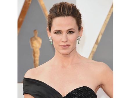 Jennifer Garner's Puffed Bun