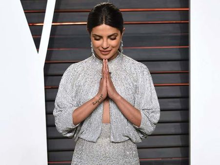 The Peekaboo Gown The Peekaboo Gown