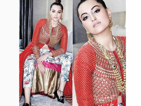 In VVani By Vani Vats Jacket