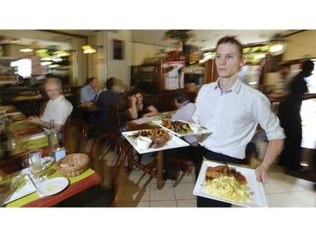 Hot Selling Stuff Is The Fresh One Rest Are Just Reheated