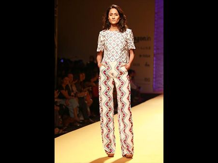 Maxi Pants & Flared Sleeve Top