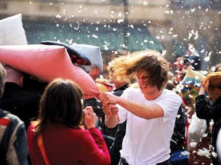 Largest Pillow Fight