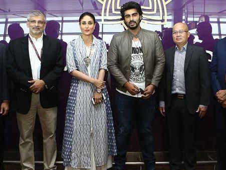 “Ki & Ka” With Their Travel Dressing