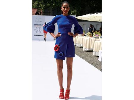 Bishop Sleeves, Anyone? Bishop Sleeves, Anyone?